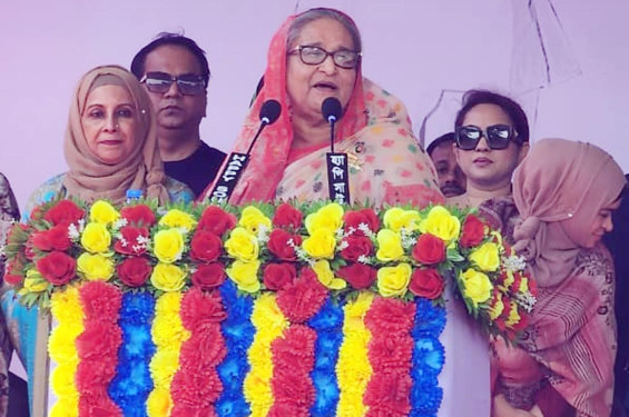 ছোট বোন রেহানা পাশে না থাকলে এত কাজ করতে পারতাম না : প্রধানমন্ত্রী