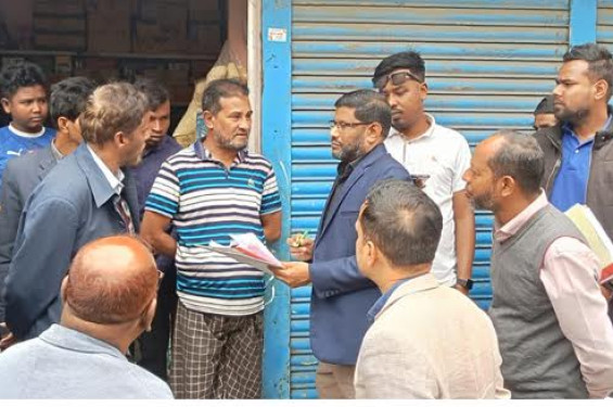 সিসিক রাজস্ব বিভাগের অভিযান ৪ লক্ষ ৫০ হাজার টাকা আদায়