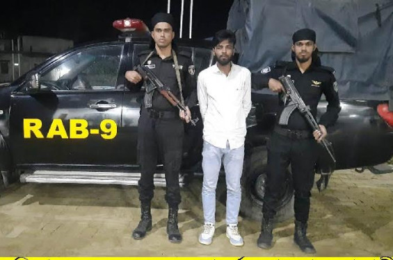 দোয়ারাবাজােরে প্রেমিককে বেঁধে প্রেমিকাকে সংঘবদ্ধ ধর্ষণ, গ্রেপ্তার ১
