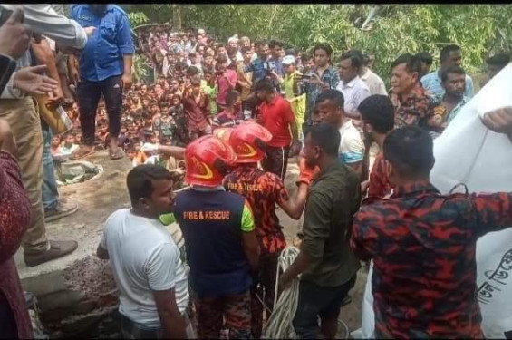 নাসিরনগরে সেপটিক ট্যাঙ্কিতে তিনজনের মৃত্যু