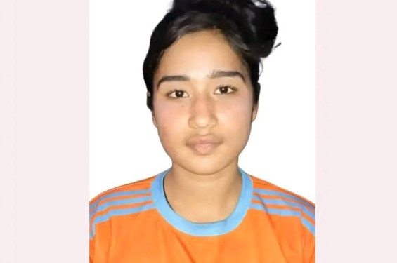 পেশাদার নারী ফুটবল লীগে নাম লেখালেন শেরপুরের ভাবনা