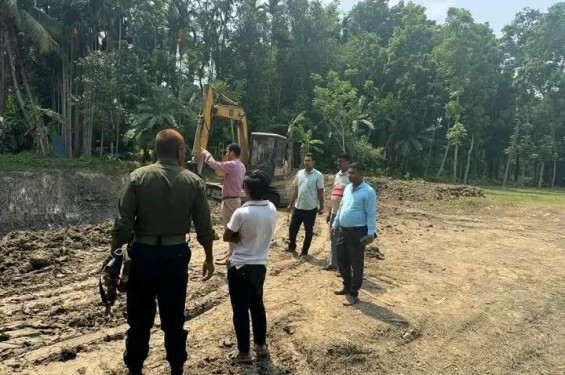 ফরিদপুরের বোয়ালমারীতে অবৈধভাবে মাটি কাটার অপরাধে ১ লক্ষ টাকা জরিমানা