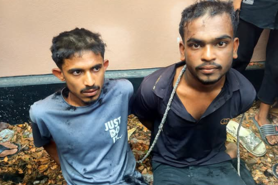 দুই মোটরসাইকেল চোর ধরলো জনতা,চোরেরা বললো ইউটিউব দেখে চুরি শিখেছি