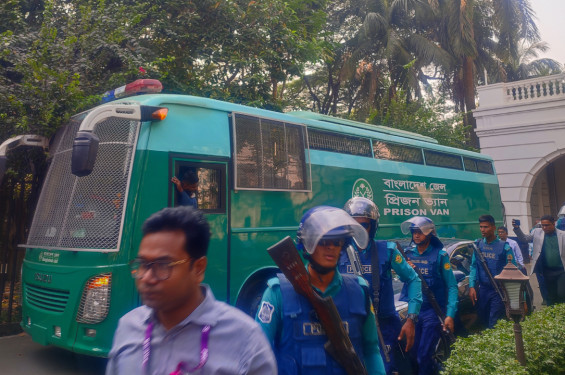 মানবতাবিরোধী অপরাধ : ট্রাইব্যুনালে ১৩ সেনা কর্মকর্তা