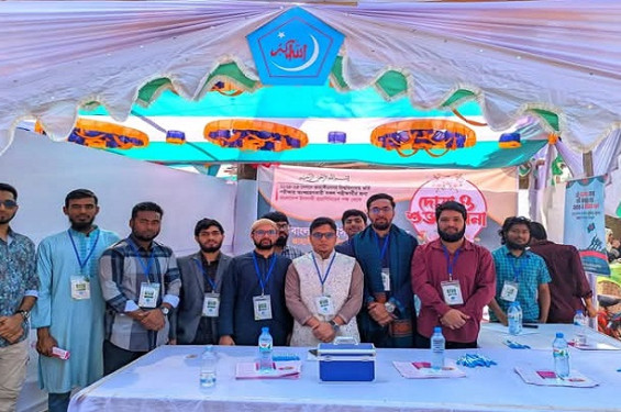 জাহাঙ্গীরনগর বিশ্ববিদ্যালয়ে ভর্তি পরীক্ষায় শিক্ষার্থীদের পাশে ছাত্রশিবির