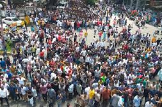 মেয়র ইস্যুতে রাজনীতিতে ভিন্ন মোড়