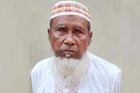 গুলি করার ভিডিও দেখে ট্রাইব্যুনালে কাঁদলেন আবু সাঈদের বাবা