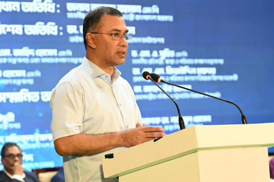 শিক্ষার্থীদের হাত ধরেই চিকিৎসার বিদেশমুখিতা বন্ধ হবে: প্রধানমন্ত্রী