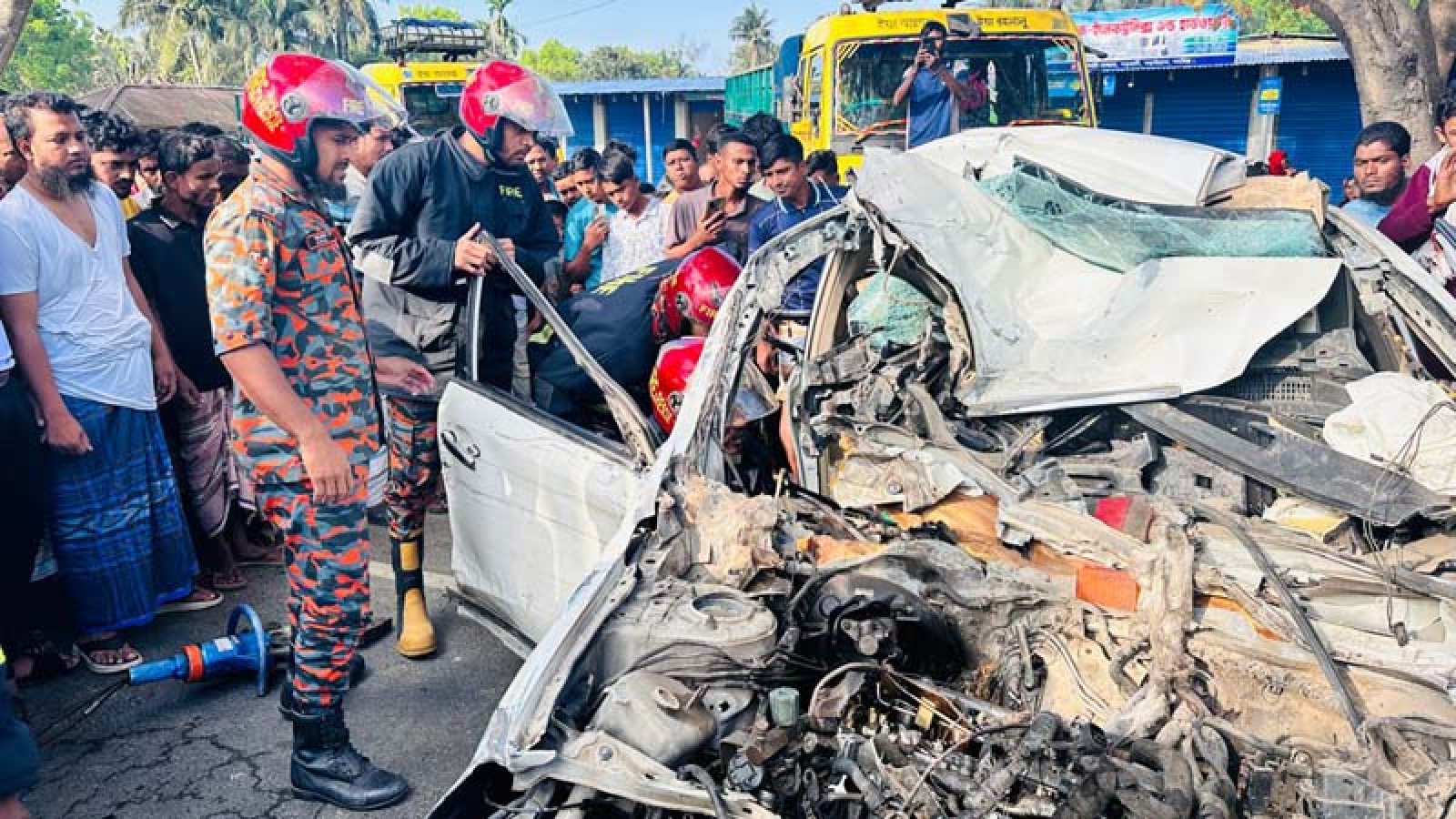 ১৩ বছরে সড়ক দুর্ঘটনায় নিহত ১ লাখ ২৫ হাজার মানুষ