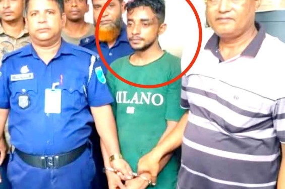 নরসিংদীতে লোডশেডিং এর সময় আদালত থেকে পালানো আসামি জনতার হাতে আটক