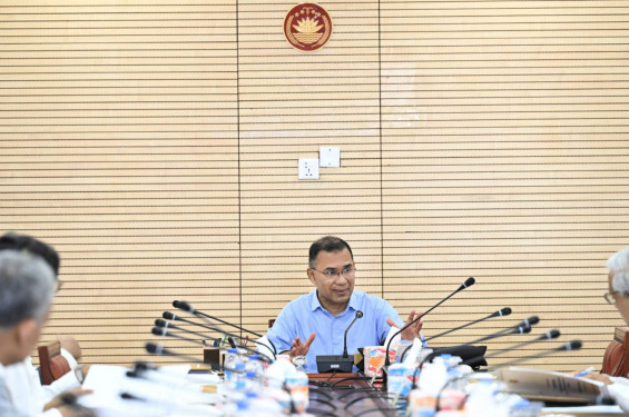 প্রধানমন্ত্রীর সভাপতিত্বে   চলছে একনেক সভা