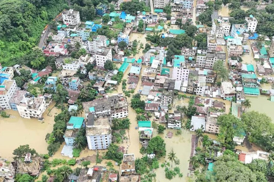 বন্যায় ৭ জেলায় ক্ষতিগ্রস্ত ১০ লাখ মানুষ, নিহত ৫১