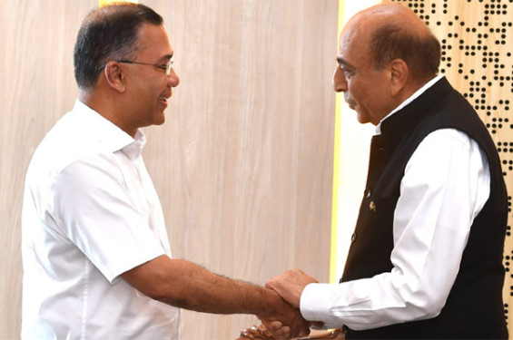 প্রধানমন্ত্রীর সঙ্গে ভারতীয় হাইকমিশনারের বৈঠক