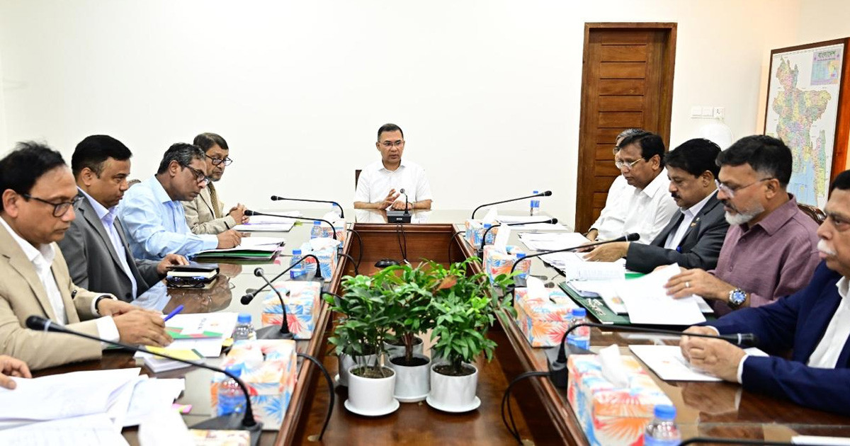 ডেঙ্গু সচেতনতায় পাড়া-মহল্লায়   মাইকিংয়ের নির্দেশ প্রধানমন্ত্রীর
