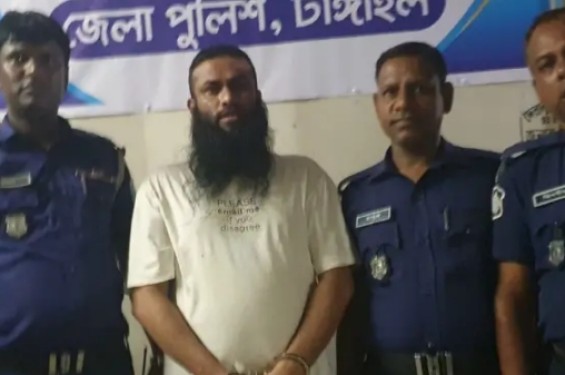 টাঙ্গাইলের সাবেক প্রতিমন্ত্রী টিটুর কথিত দেহরক্ষী গ্রেপ্তার
