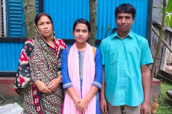 দারিদ্রতাকে হার মানিয়ে জিপিএ-৫ পেল প্রমা দাস