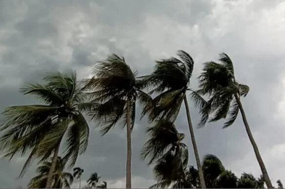 সাত অঞ্চলে ঝড়ের আভাস