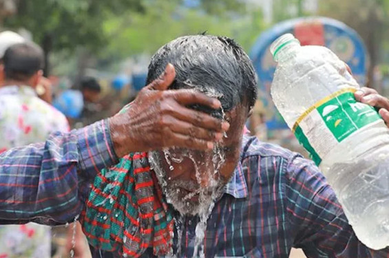 ১৩ জেলায় বইছে তাপপ্রবাহ