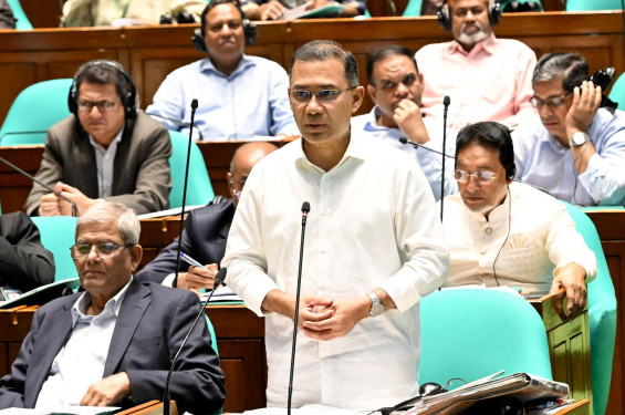 চীন-মালয়েশিয়া সফরে দেশের স্বার্থ   রক্ষার চেষ্টা করেছি: প্রধানমন্ত্রী