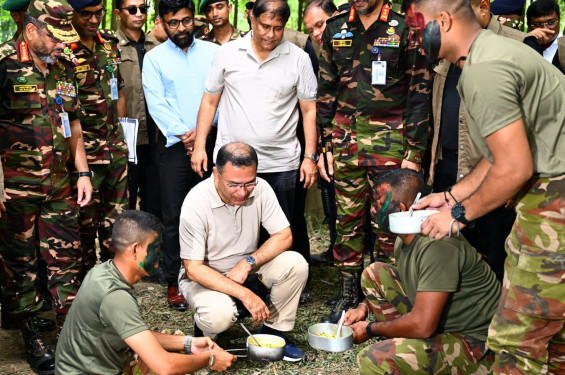 জনগণ সেনাবাহিনীর ওপর গভীর আস্থা রাখে : প্রধানমন্ত্রী