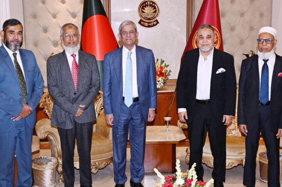 ইসিকে দায়িত্বশীলতার সঙ্গে কাজ   করার আহ্বান রাষ্ট্রপতির