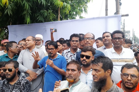 পতিত স্বৈরাচারের দোসরদের ষড়যন্ত্রের বিরুদ্ধে কালীগঞ্জে বিএনপির বিক্ষোভ মিছিল ও সমাবেশ