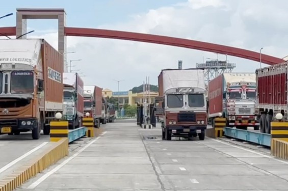 বেনাপোল বন্দরে আমদানি রফতানিসহ সকল কার্যক্রম শুরু