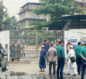 কাকরাইল মসজিদ দখলে নিলেন সাদপন্থিরা, নিরাপত্তা জোরদার