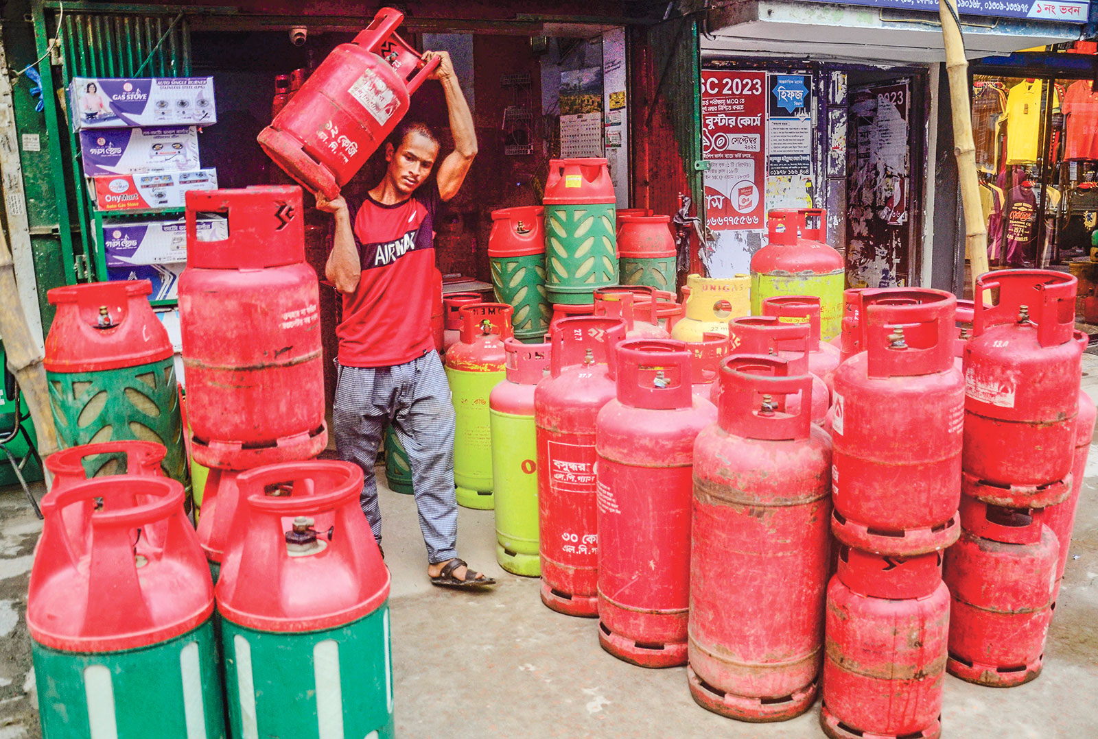এলপিজি ব্যবসায়ীদের ধর্মঘট প্রত্যাহার
