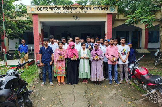 রাণীনগরে কৃতী শিক্ষার্থীদের সংবর্ধনা প্রদান