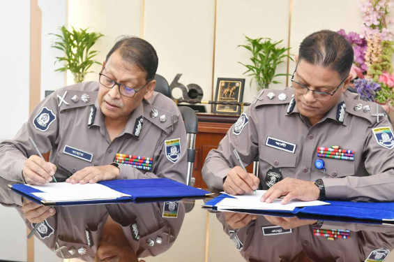 দায়িত্ব গ্রহণ করলেন নবনিযুক্ত আইজিপি