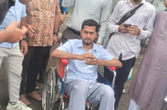 উন্নত চিকিৎসার জন্য সিঙ্গাপুর যাচ্ছেন নুরুল হক