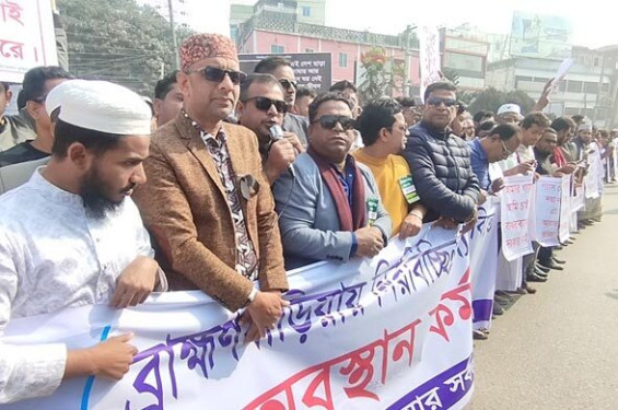 তিতাস গ্যাসফিল্ডের শহরেই গ্যাস সংকট, ফুঁসছে ব্রাহ্মণবাড়িয়াবাসী