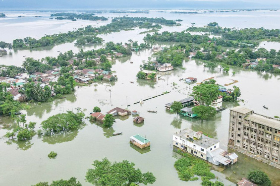 উত্তর-পূর্বাঞ্চলে বন্যার অবনতির আশঙ্কা