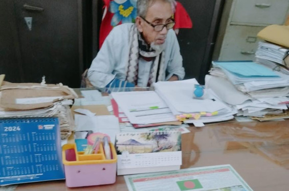 অবসরের একযুগ পেরলেও চাকুরী ও বাসা ভোগের সুযোগ গণপুর্তে