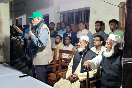 ডুংরিয়া গ্রামবাসীর সাথে সাদাত মান্নান অভি'র মতবিনিময় সভা