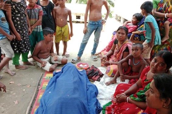 ফরিদপুরে গলায় ফাঁস নিয়ে বৃদ্ধার মৃত্যু