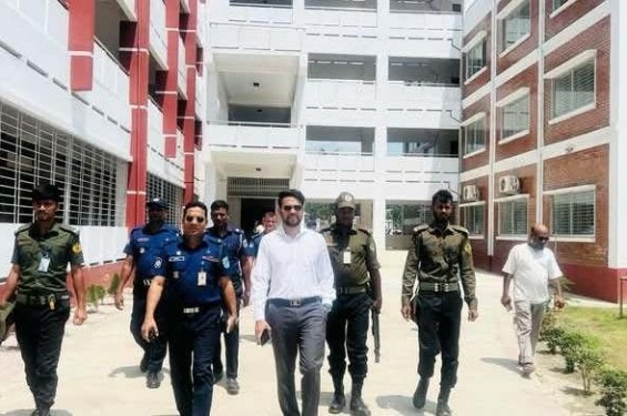 নাগরপুরে এসএসসি পরীক্ষা কেন্দ্র পরিদর্শন করলেন ইউএনও আরাফাত মোহাম্মদ নোমান