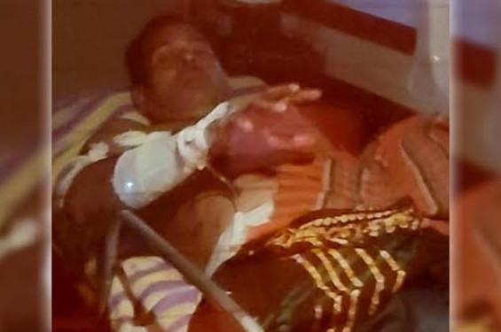 টাঙ্গাইলে স্বর্ণকারকে কুপিয়ে স্বর্ণ ও নগদ অর্থ লুট: আতঙ্ক সৃষ্টি করে পটকা বিস্ফোরণ
