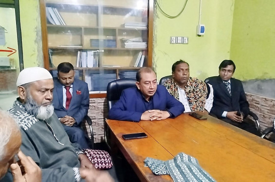 জাতীয় সংসদ নির্বাচন উপলক্ষ্যে নড়াইলে জাপা নেতৃবৃন্দের মতবিনিময়