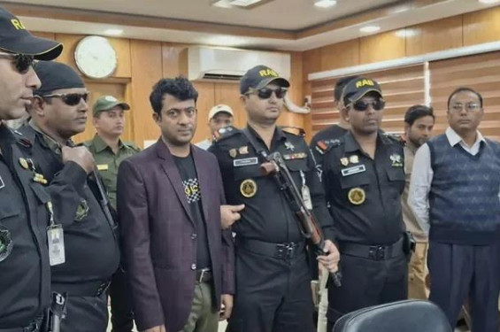 নোয়াখালীতে আনসার ভিডিপি ব্যাংকের কোটি টাকা আত্মসাতের দায়ে শাখা ব্যবস্থাপক গ্রেপ্তার