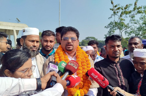 ‘নড়াইলের ঘরে ঘরে গ্যাসলাইন পৌঁছে দেওয়া হবে’ - গণ অধিকার পরিষদের এমপি প্রার্থী নূর ইসলাম