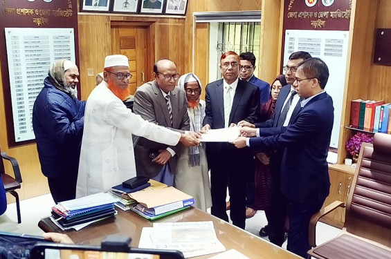 নড়াইল-২ আসনে বিএনপি প্রার্থী মনিরুলের মনোনয়নপত্র সংগ্রহ