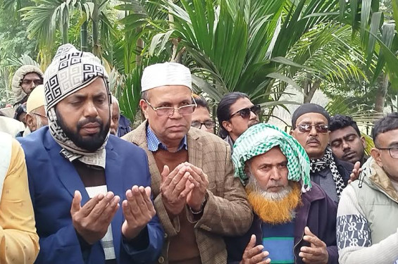 সাবেক সংসদ সদস্য কাদের শিকদারের কবর জিয়ারত করলেন ড. ফরিদুজ্জামান