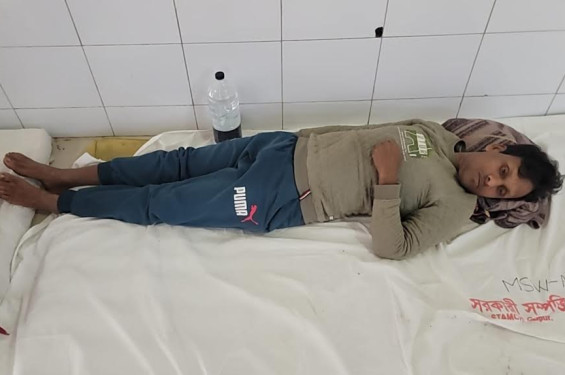 গাজীপুরে জমি দখলের চেষ্টায় সাংবাদিকসহ তিনজন আহত