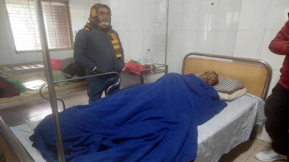 নড়াইলে ইজিবাইক চালককে কুপিয়ে ও পিটিয়ে হত্যাচেষ্টা, বাহন ছিনতাই