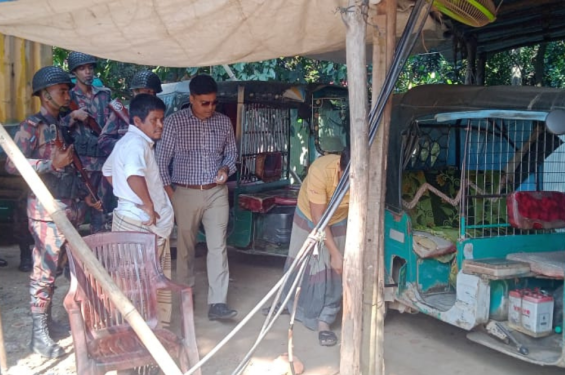 সাতকানিয়ায় কাভার্ডভ্যানে অবৈধ গ্যাস বিক্রিতে ৫০ হাজার জরিমানা