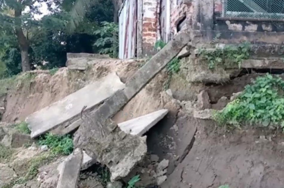কুশিয়ারা নদীর ভাঙনে বিলীন রাজনগরের ১০ গ্রাম, নিঃস্ব শতাধিক পরিবার