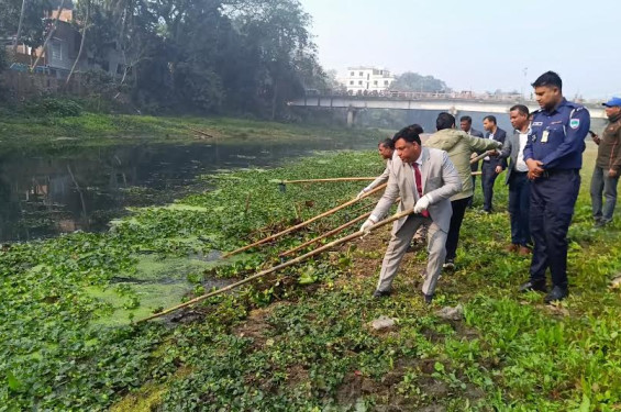 নবগঙ্গা নদী পুনরুজ্জীবিত করতে পরিচ্ছন্নতা অভিযান শুরু