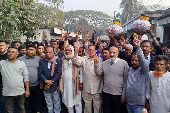 নড়াইল-১ আসনে স্বতন্ত্র প্রার্থী নাগিব হোসেনের নির্বাচনী প্রচার, উন্নয়নের প্রতিশ্রুতি
